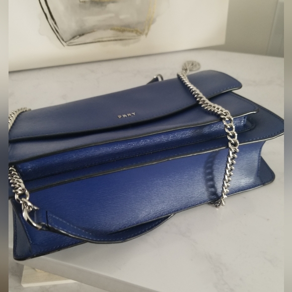 DKNY bag - Picture 5 of 10